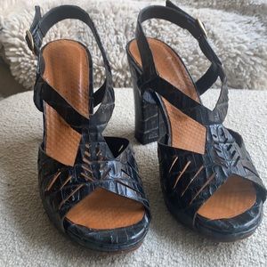 Chie Mihara Grey strapped sandals 37.5